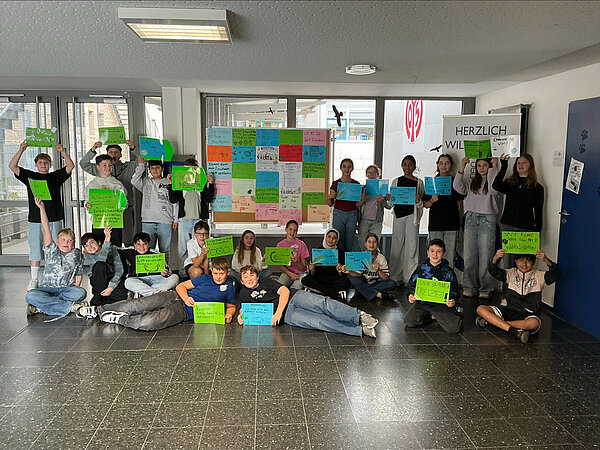 Stellwand der Klasse 6d für den Sternmarsch